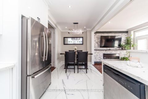 Photo 16 at 238 Wardlaw Place, Vellore Village, Vaughan