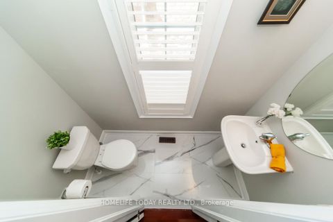 Photo 18 at 238 Wardlaw Place, Vellore Village, Vaughan