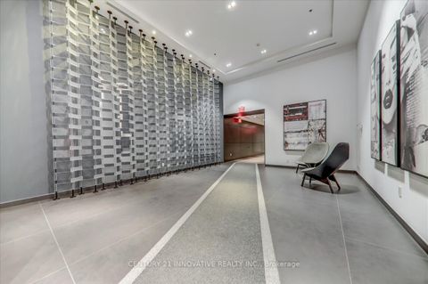 Photo 3 at 1711 - 318 Richmond Street W, Waterfront Communities C1, Toronto