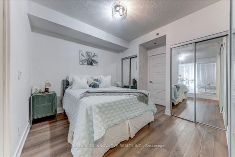 Photo 16 at 1711 - 318 Richmond Street W, Waterfront Communities C1, Toronto