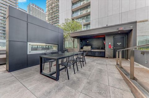 Photo 24 at 1711 - 318 Richmond Street W, Waterfront Communities C1, Toronto