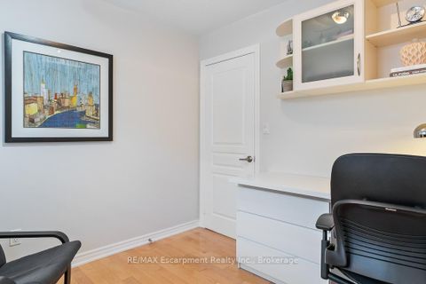 Photo 17 at 2357 WOODFIELD Road, RO River Oaks, Oakville