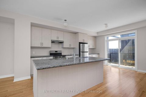 Photo 6 at 29 Drainie Street, Elder Mills, Vaughan