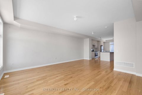 Photo 11 at 29 Drainie Street, Elder Mills, Vaughan Photo 11 at 29 Drainie Street, Elder Mills, Vaughan