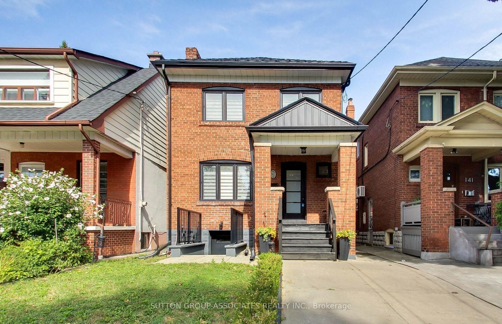143 Pinewood Avenue, Cedarvale, Toronto by Loree Meneguzzi Real Estate 143 Pinewood Avenue, Cedarvale, Toronto