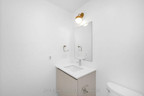 Photo 10 at 718 - 395 Dundas Street, GO Glenorchy, Oakville