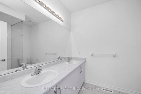 Photo 16 at 8 Radisson Street, Elder Mills, Vaughan