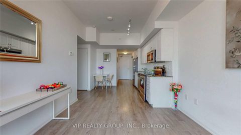 Photo 3 at 805 - 3091 Dufferin Street, Glen Park, Toronto