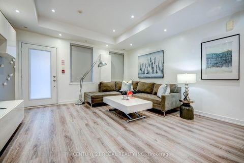 Photo 2 at 5B - 867 Wilson Avenue, CFB, Toronto