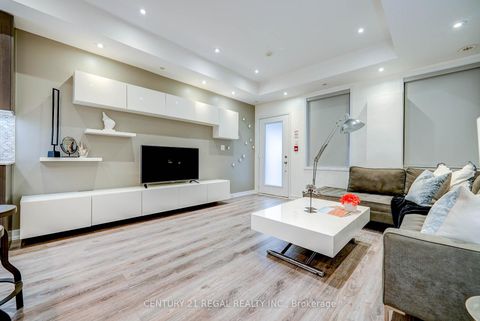 Photo 8 at 5B - 867 Wilson Avenue, CFB, Toronto