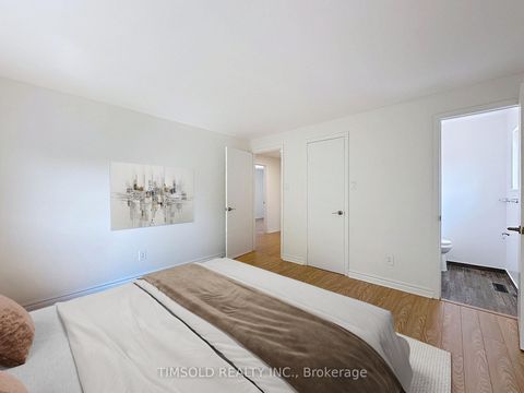 Photo 19 at 6 Lofthouse Square, L'Amoreaux, Toronto