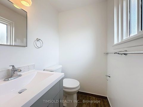 Photo 21 at 6 Lofthouse Square, L'Amoreaux, Toronto