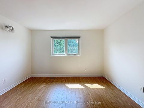 Photo 24 at 6 Lofthouse Square, L'Amoreaux, Toronto