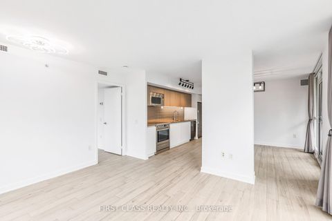 Photo 10 at 1601 - 75 Queens Wharf Road, Waterfront Communities C1, Toronto