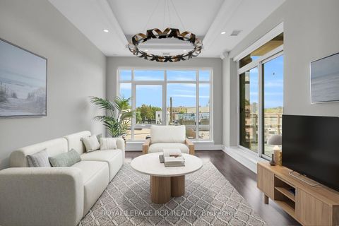 Photo 12 at 409 - 15277 Yonge Street, Aurora Village, Aurora