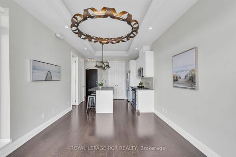 Photo 17 at 409 - 15277 Yonge Street, Aurora Village, Aurora