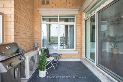 Photo 21 at 409 - 15277 Yonge Street, Aurora Village, Aurora