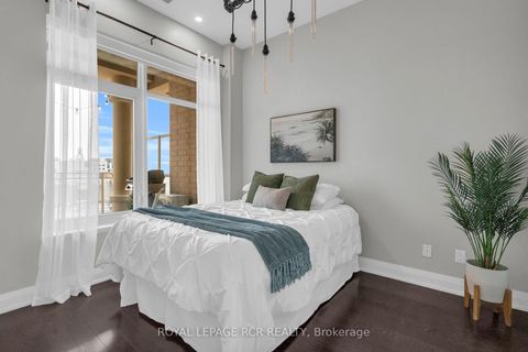 Photo 22 at 409 - 15277 Yonge Street, Aurora Village, Aurora
