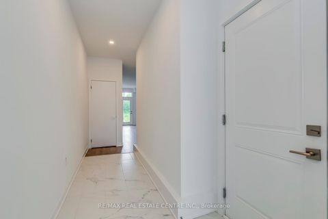 Photo 2 at 3049 Trailside Drive, GO Glenorchy, Oakville