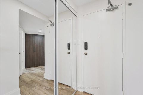 Photo 3 at PH2 - 296 Mill Road, Markland Wood, Toronto