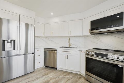 Photo 7 at PH2 - 296 Mill Road, Markland Wood, Toronto