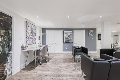 Photo 24 at 52 Princeway Drive, Maryvale, Toronto