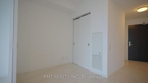 Photo 9 at 1505 - 125 Peter Street, Waterfront Communities C1, Toronto