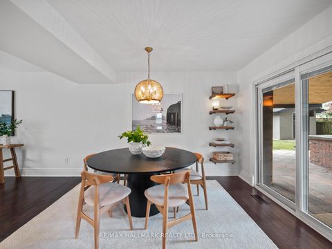 Photo 17 at 7 Haregate Court, Richview, Toronto
