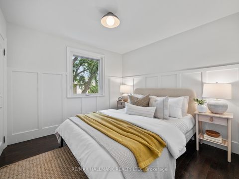 Photo 23 at 7 Haregate Court, Richview, Toronto