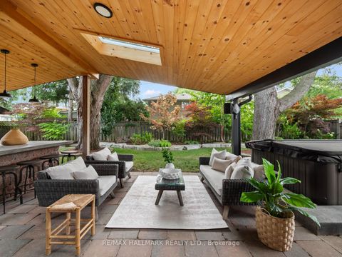 Photo 37 at 7 Haregate Court, Richview, Toronto