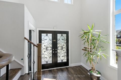 Photo 3 at 90 Genoa Road, Vellore Village, Vaughan