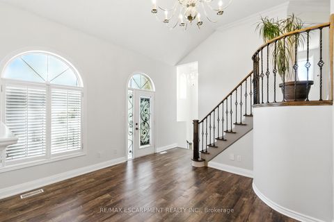 Photo 16 at 90 Genoa Road, Vellore Village, Vaughan