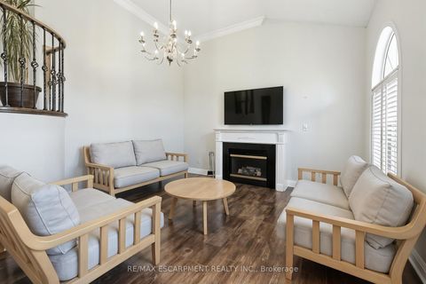 Photo 17 at 90 Genoa Road, Vellore Village, Vaughan