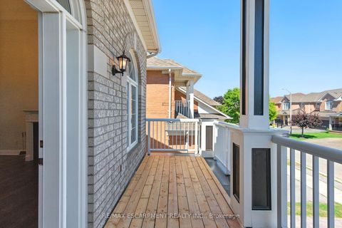 Photo 18 at 90 Genoa Road, Vellore Village, Vaughan