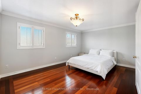 Photo 21 at 90 Genoa Road, Vellore Village, Vaughan