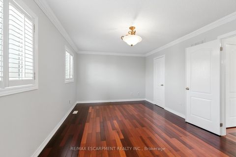 Photo 22 at 90 Genoa Road, Vellore Village, Vaughan