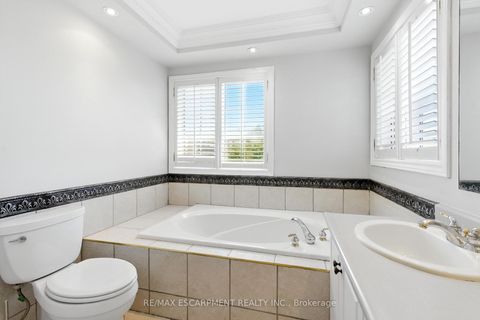Photo 23 at 90 Genoa Road, Vellore Village, Vaughan