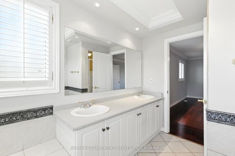 Photo 24 at 90 Genoa Road, Vellore Village, Vaughan