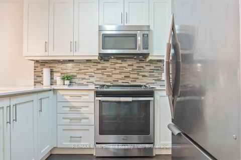 Photo 10 at 101 - 70 Stewart Street, CO Central, Oakville