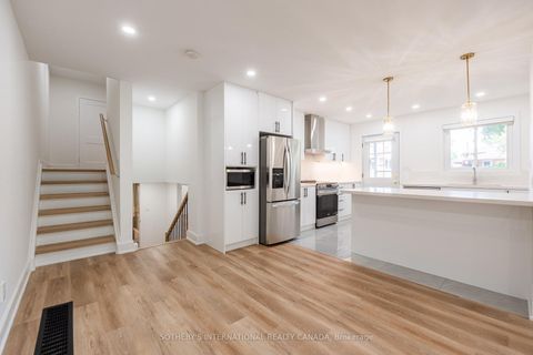 Photo 4 at 105 Baltray Crescent, Donalda, Toronto