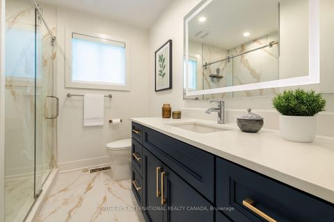Photo 6 at 105 Baltray Crescent, Donalda, Toronto