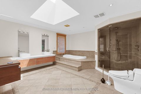 Photo 12 at 48 Berkindale Drive, Windfields, Toronto