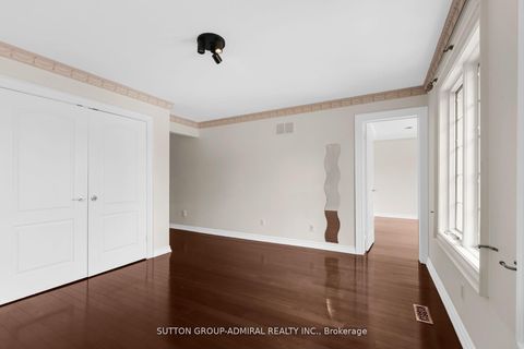 Photo 28 at 48 Berkindale Drive, Windfields, Toronto