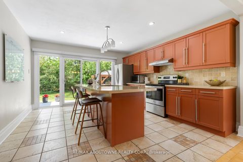 Photo 7 at 1143 Shaw Street, WO West, Oakville