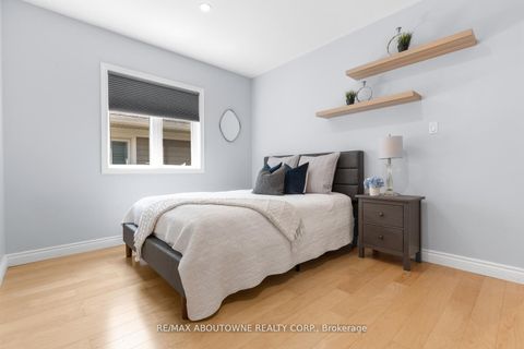 Photo 15 at 1143 Shaw Street, WO West, Oakville