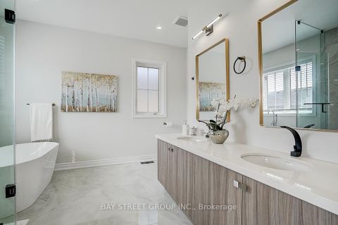 Photo 18 at 146 Petgor Path, GO Glenorchy, Oakville