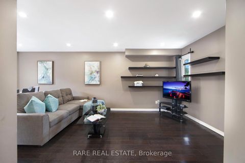 Photo 4 at 33 Fieldside Drive, Agincourt North, Toronto