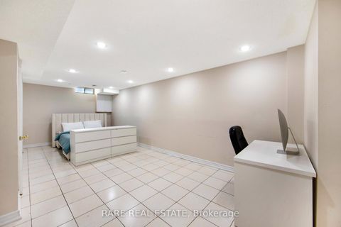 Photo 17 at 33 Fieldside Drive, Agincourt North, Toronto