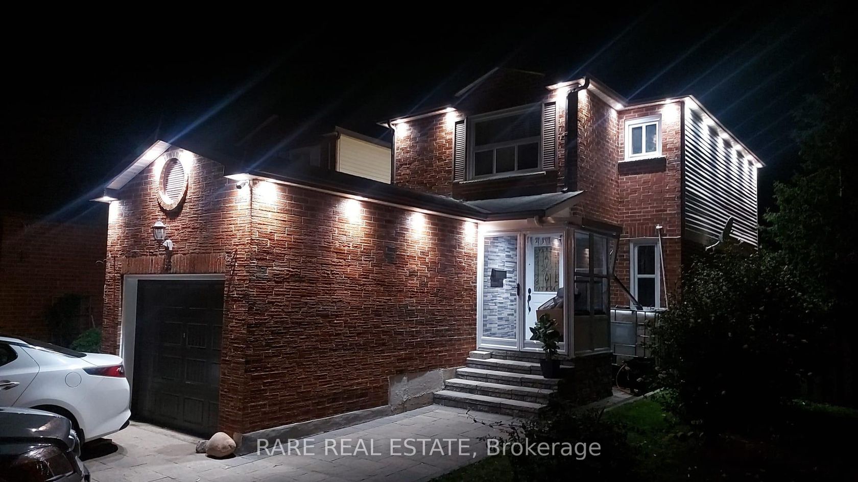 33 Fieldside Drive, Agincourt North, Toronto by Loree Meneguzzi Real Estate 33 Fieldside Drive, Agincourt North, Toronto