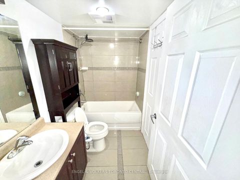 Photo 10 at 208 - 225 Wellesley Street E, South St. James Town, Toronto